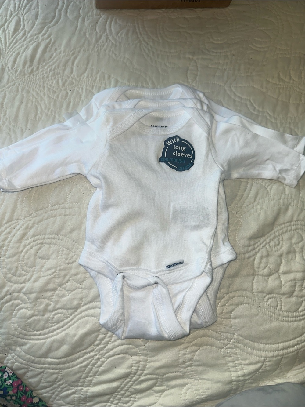 Gerber White Long-Sleeve Baby Bodysuit Pack